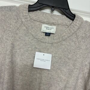 NWT American  Eagle Outfitters Men's Gray Sweater size Large